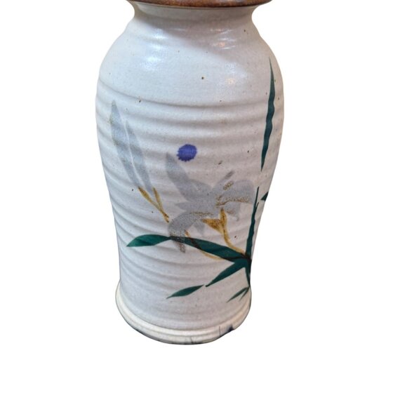 Stoneware Pottery Vase Handpainted Wild Grass Flowers Ribbed 8" - Picture 1 of 9